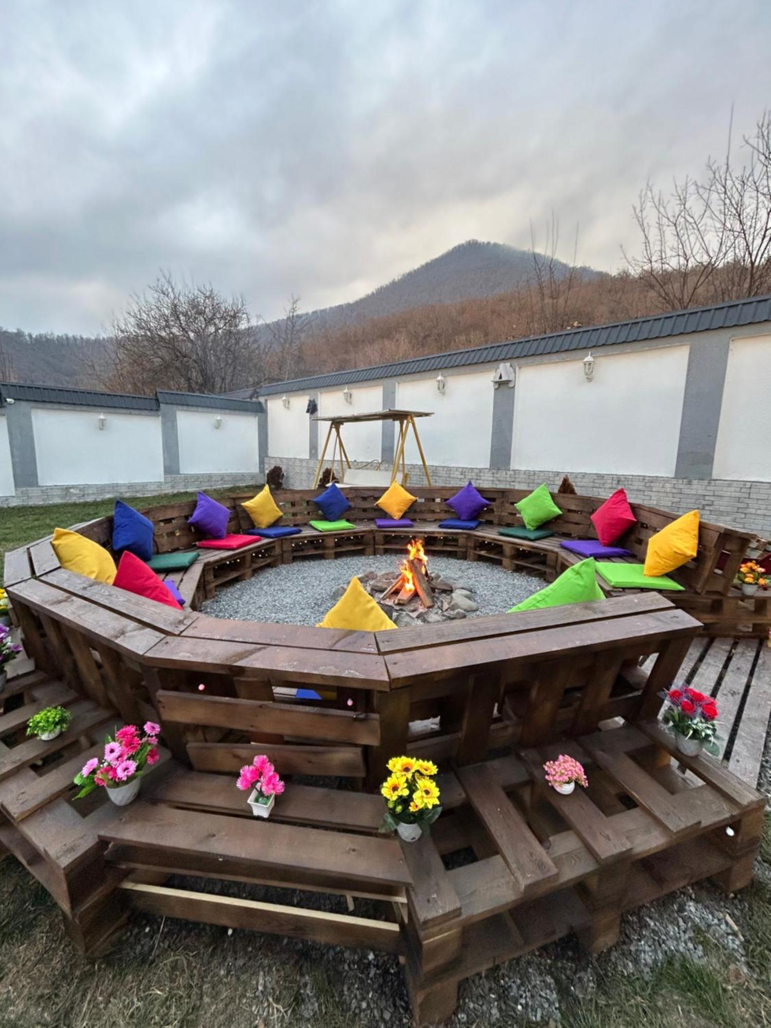 Qafqaz Mountside Chalet Gabala Eksteriør billede